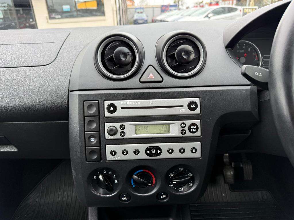 2004 FORD FIESTA 2004 FORD FIESTA