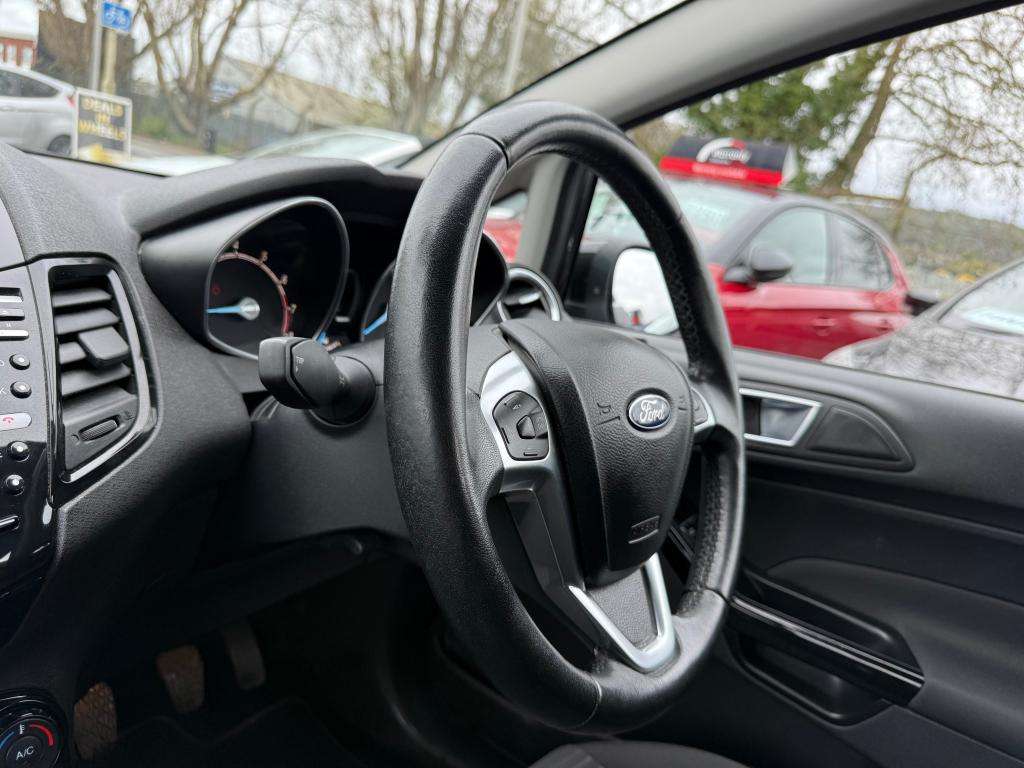 2015 FORD FIESTA 2015 FORD FIESTA