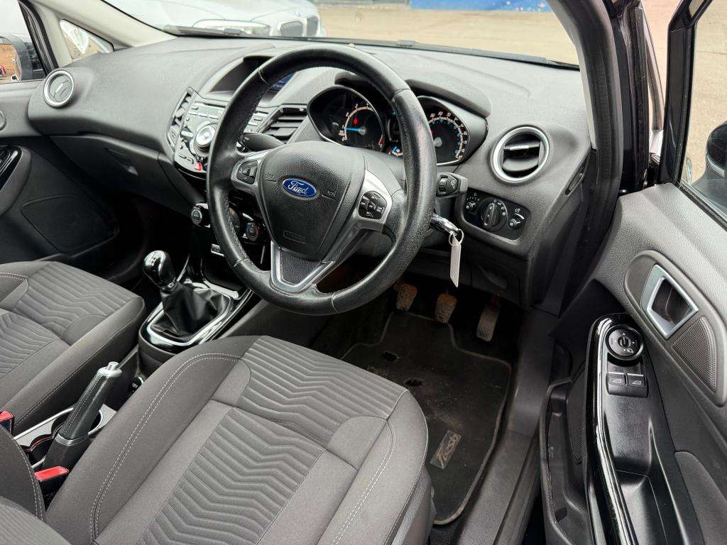 2015 FORD FIESTA 2015 FORD FIESTA