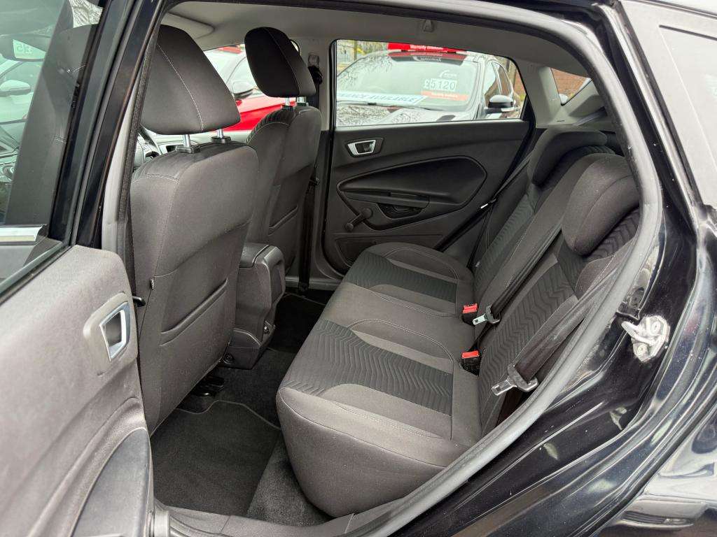 2015 FORD FIESTA 2015 FORD FIESTA