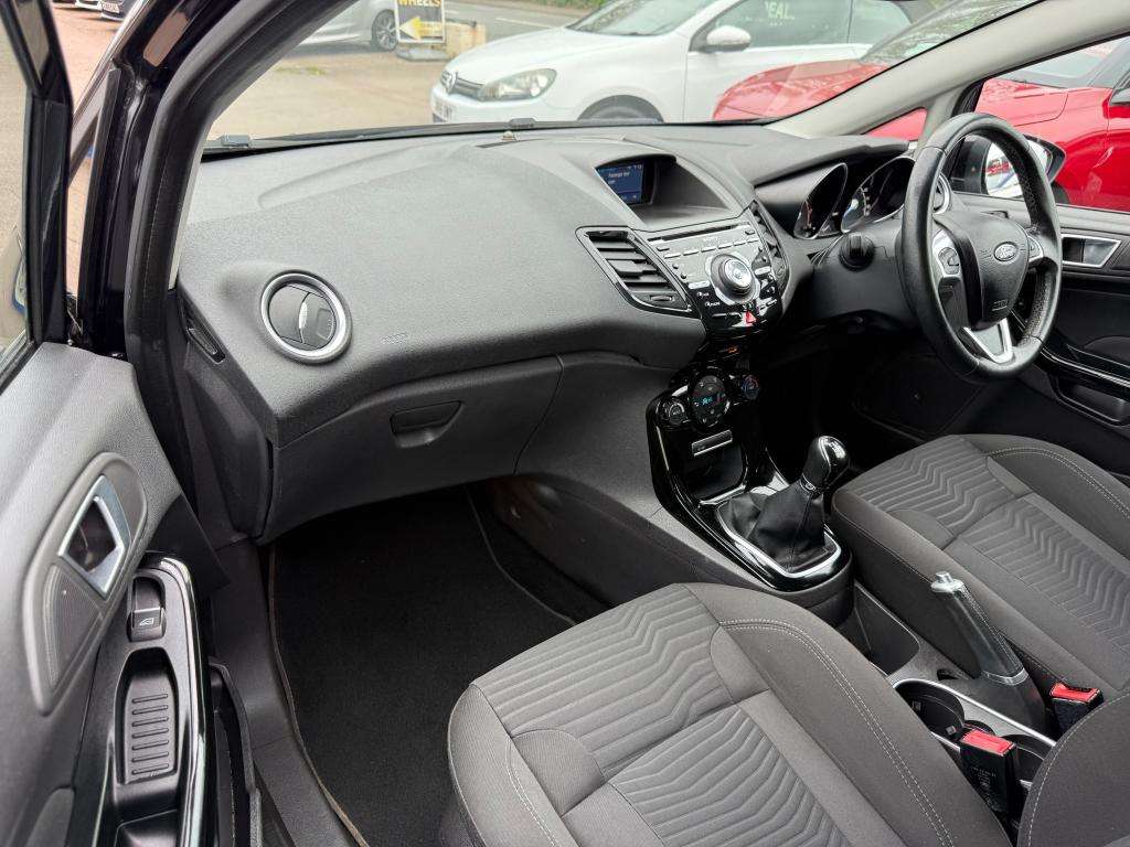 2015 FORD FIESTA 2015 FORD FIESTA