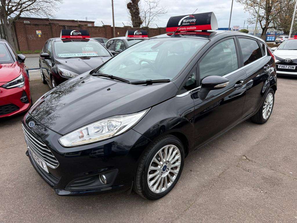 A 2015 FORD FIESTA Titanium T A 2015 FORD FIESTA Titanium T