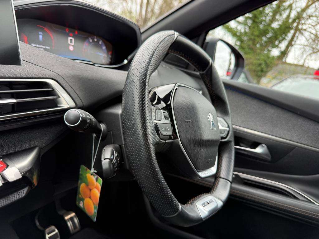 2019 PEUGEOT 3008 2019 PEUGEOT 3008