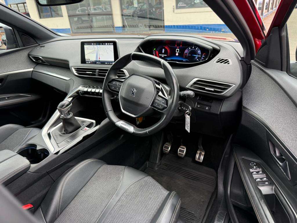 2019 PEUGEOT 3008 2019 PEUGEOT 3008