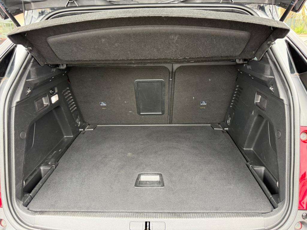 2019 PEUGEOT 3008 2019 PEUGEOT 3008