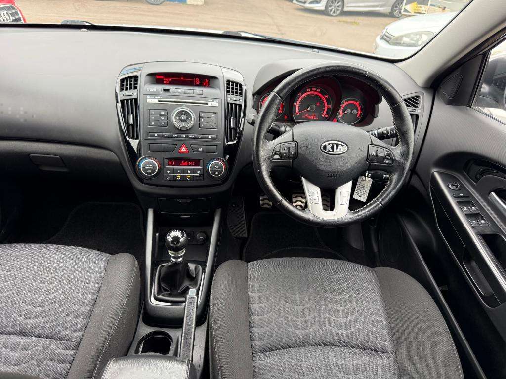 2012 KIA CEED 2012 KIA CEED