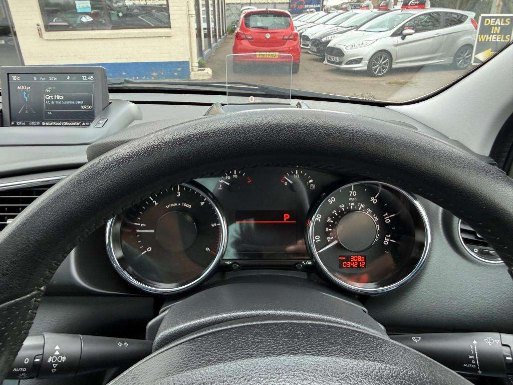 2017 PEUGEOT 3008 2017 PEUGEOT 3008