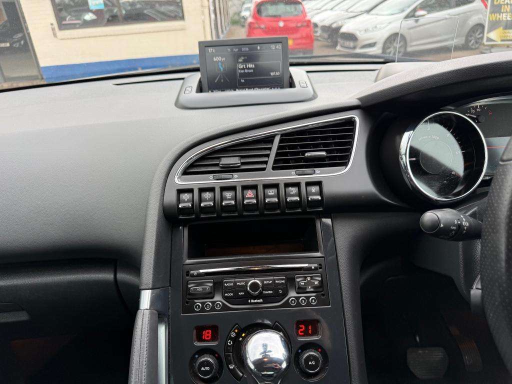 2017 PEUGEOT 3008 2017 PEUGEOT 3008