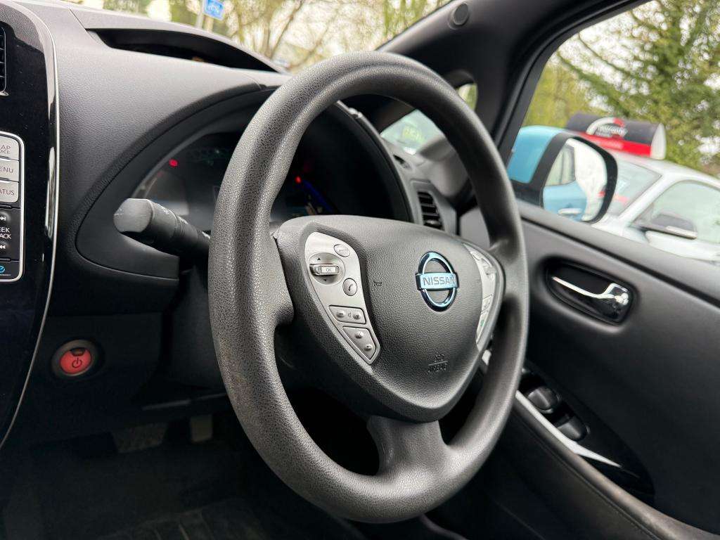 2017 NISSAN LEAF 2017 NISSAN LEAF
