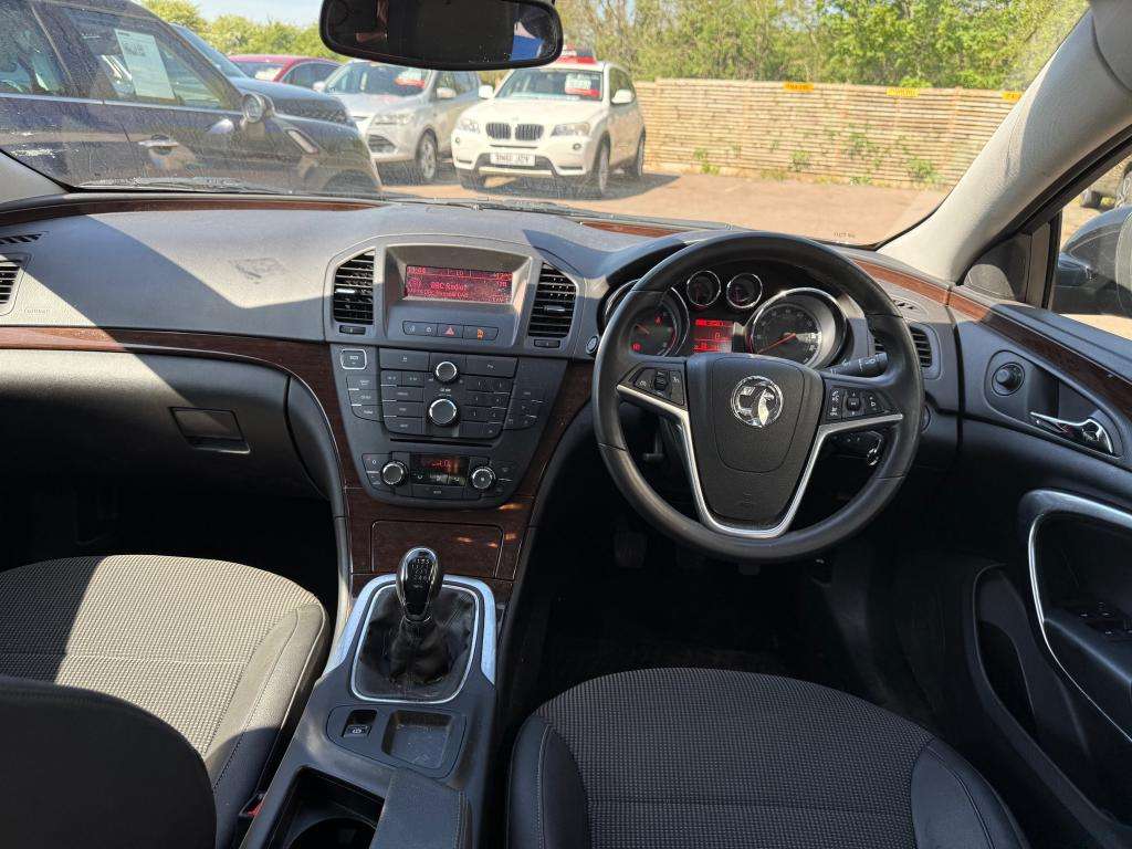 2012 VAUXHALL INSIGNIA 2012 VAUXHALL INSIGNIA