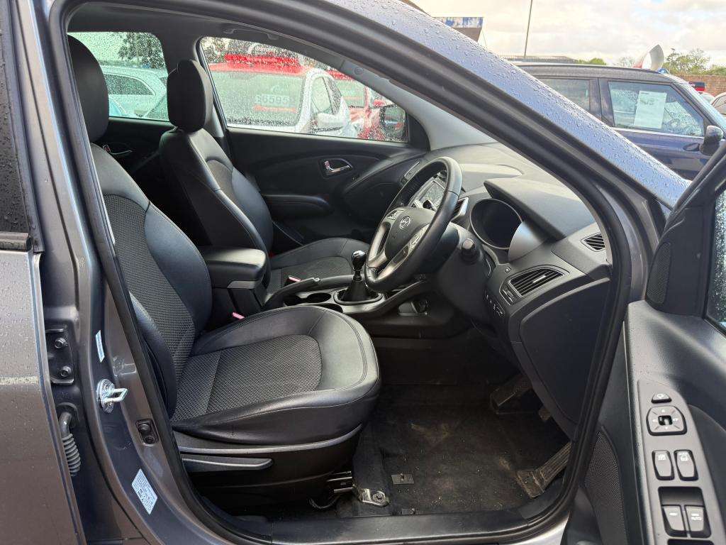 A 2013 HYUNDAI IX35 Premium Crdi A 2013 HYUNDAI IX35 Premium Crdi