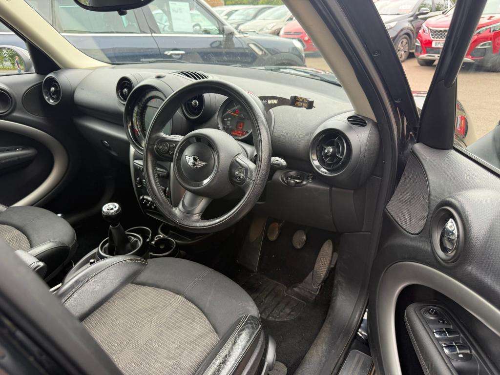 2015 MINI COUNTRYMAN 2015 MINI COUNTRYMAN