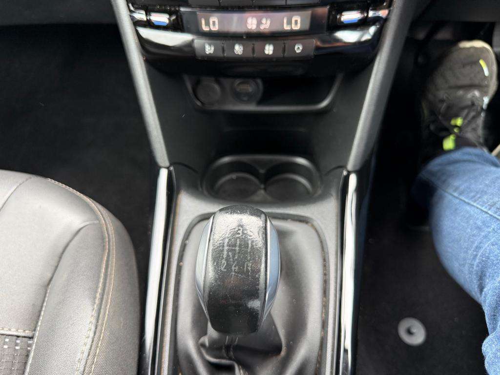 2017 PEUGEOT 2008 2017 PEUGEOT 2008