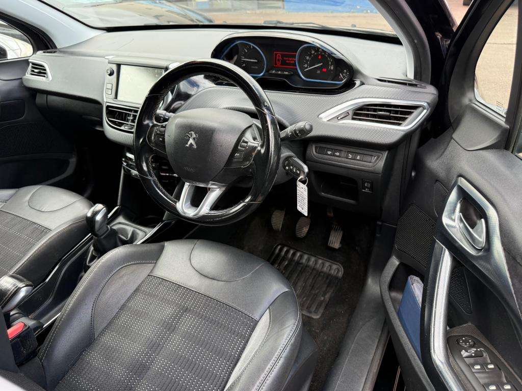 2017 PEUGEOT 2008 2017 PEUGEOT 2008