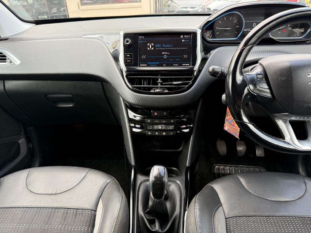 2017 PEUGEOT 2008 2017 PEUGEOT 2008
