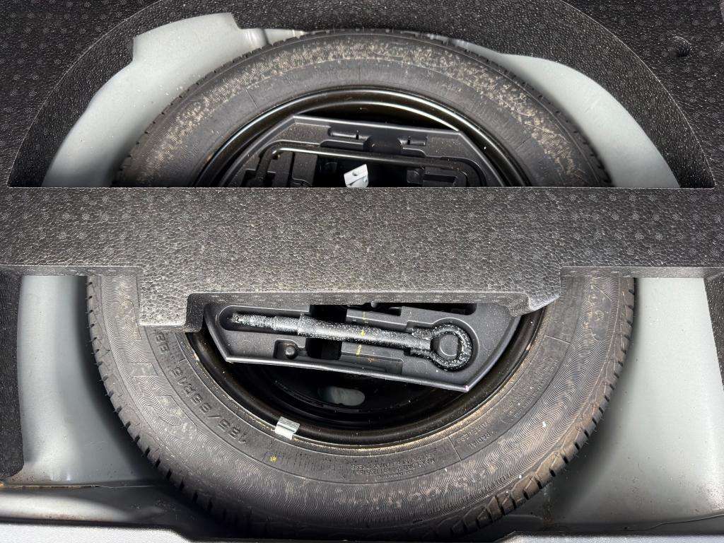 2017 PEUGEOT 2008 2017 PEUGEOT 2008