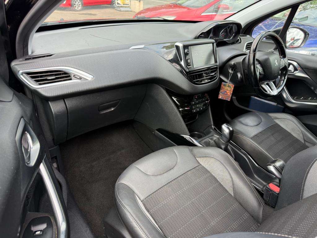 2017 PEUGEOT 2008 2017 PEUGEOT 2008