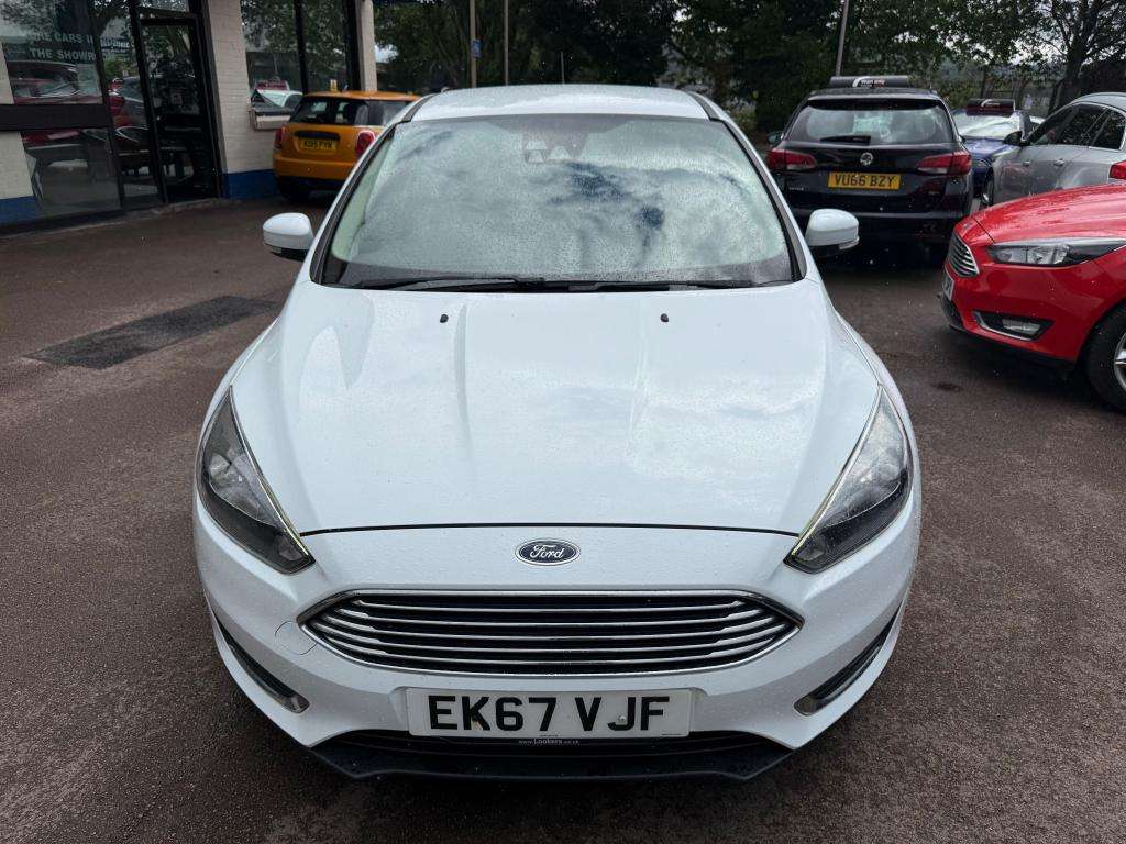 A 2017 FORD FOCUS Titanium A 2017 FORD FOCUS Titanium