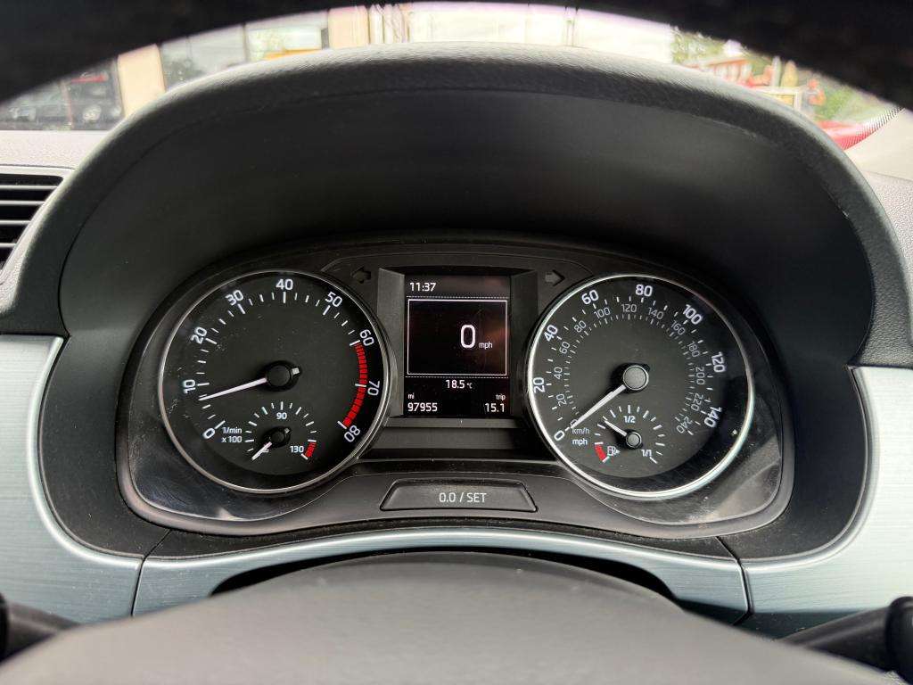 2015 SKODA FABIA 2015 SKODA FABIA