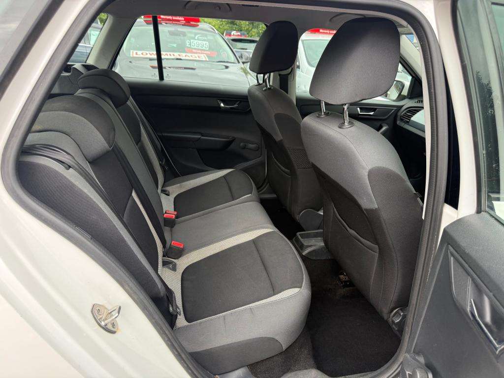 2015 SKODA FABIA 2015 SKODA FABIA