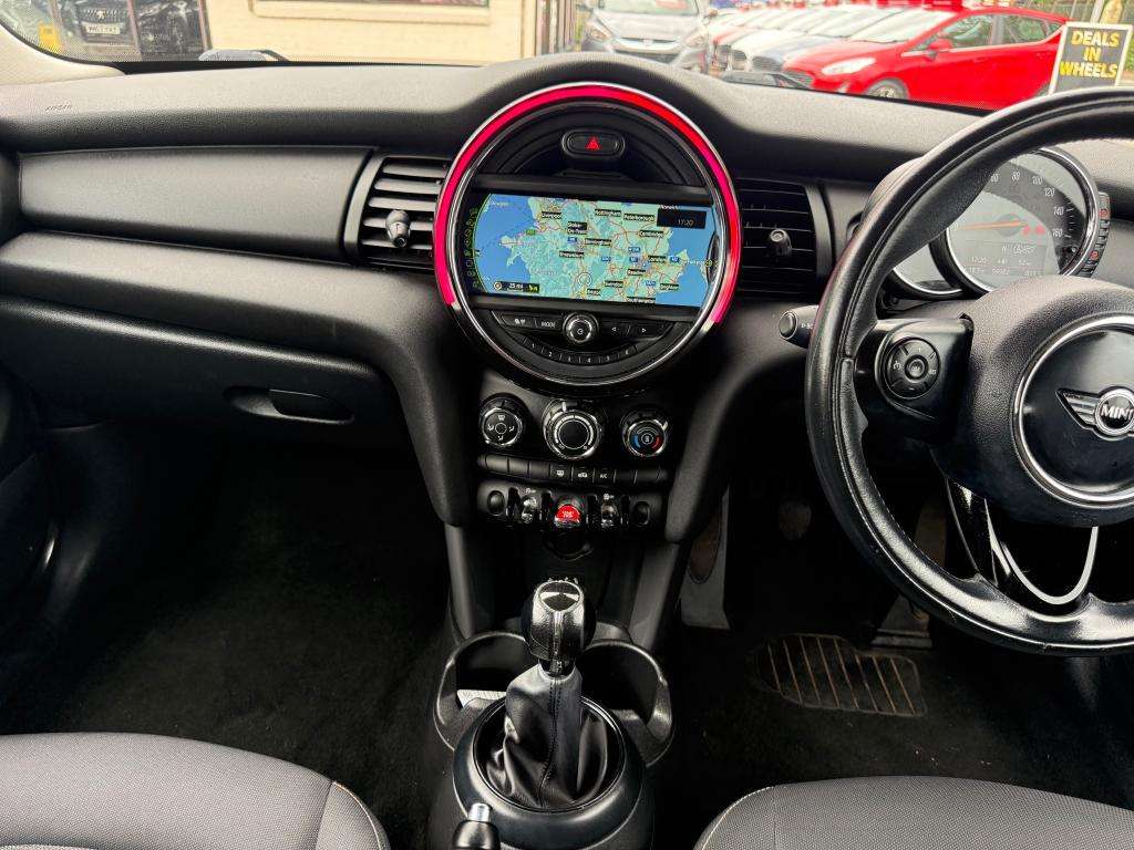 2015 MINI HATCH 2015 MINI HATCH