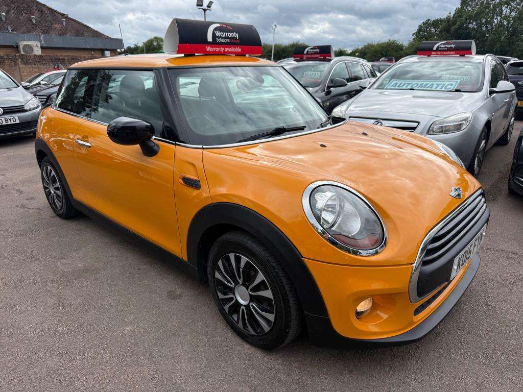 A 2015 MINI HATCH One D A 2015 MINI HATCH One D