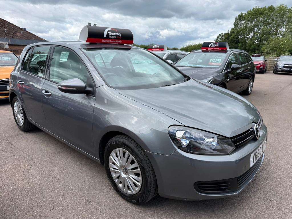 A 2010 VOLKSWAGEN GOLF S Tsi A 2010 VOLKSWAGEN GOLF S Tsi
