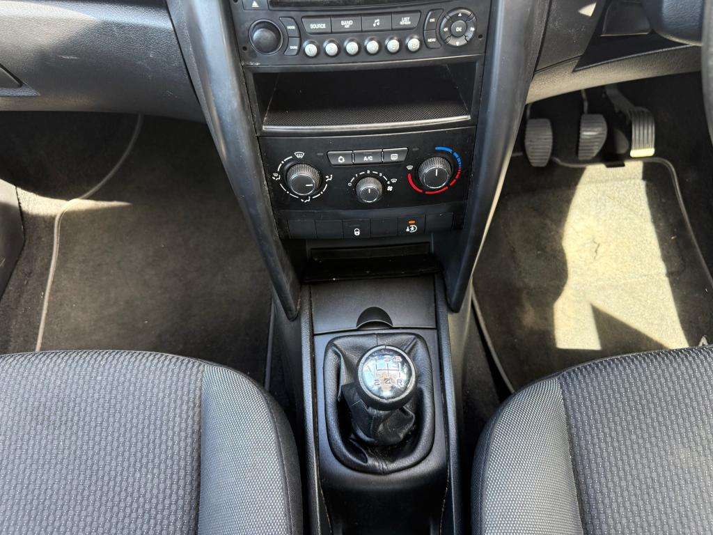 2009 PEUGEOT 207 2009 PEUGEOT 207