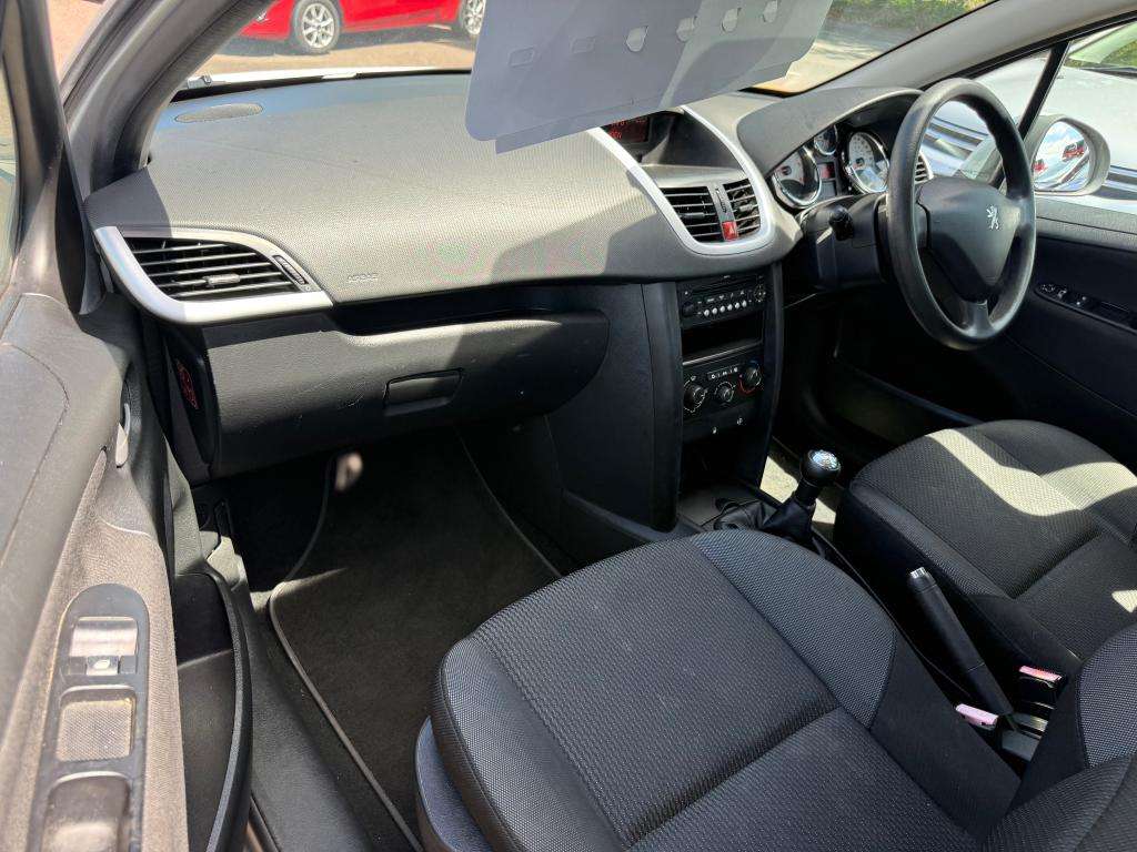 2009 PEUGEOT 207 2009 PEUGEOT 207