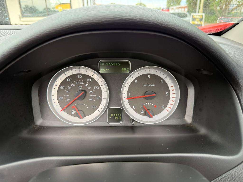 2013 VOLVO C70 2013 VOLVO C70