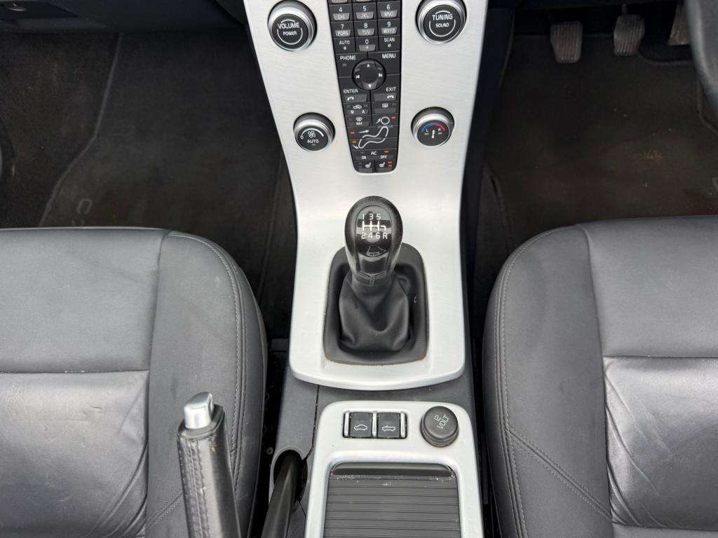 2013 VOLVO C70 2013 VOLVO C70