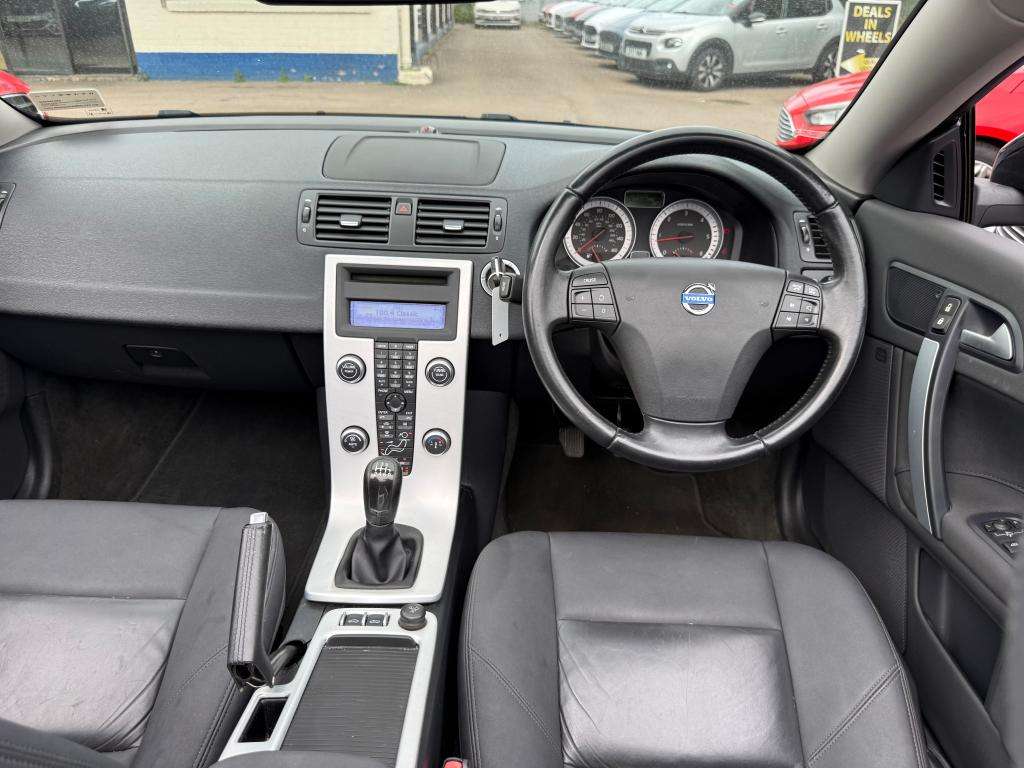 2013 VOLVO C70 2013 VOLVO C70