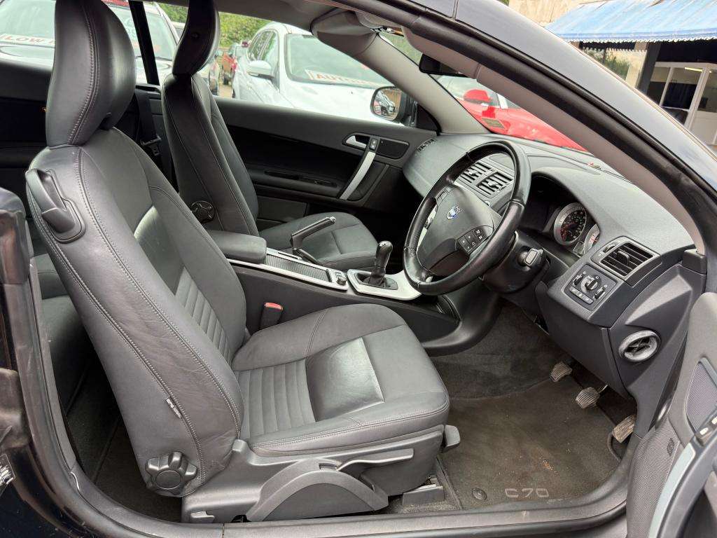 2013 VOLVO C70 2013 VOLVO C70