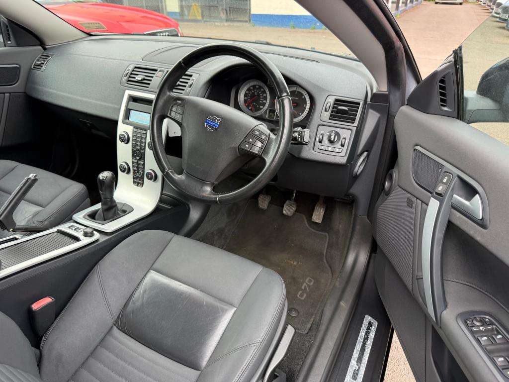 2013 VOLVO C70 2013 VOLVO C70