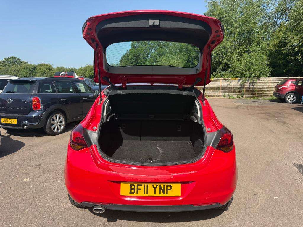 2011 VAUXHALL ASTRA 2011 VAUXHALL ASTRA
