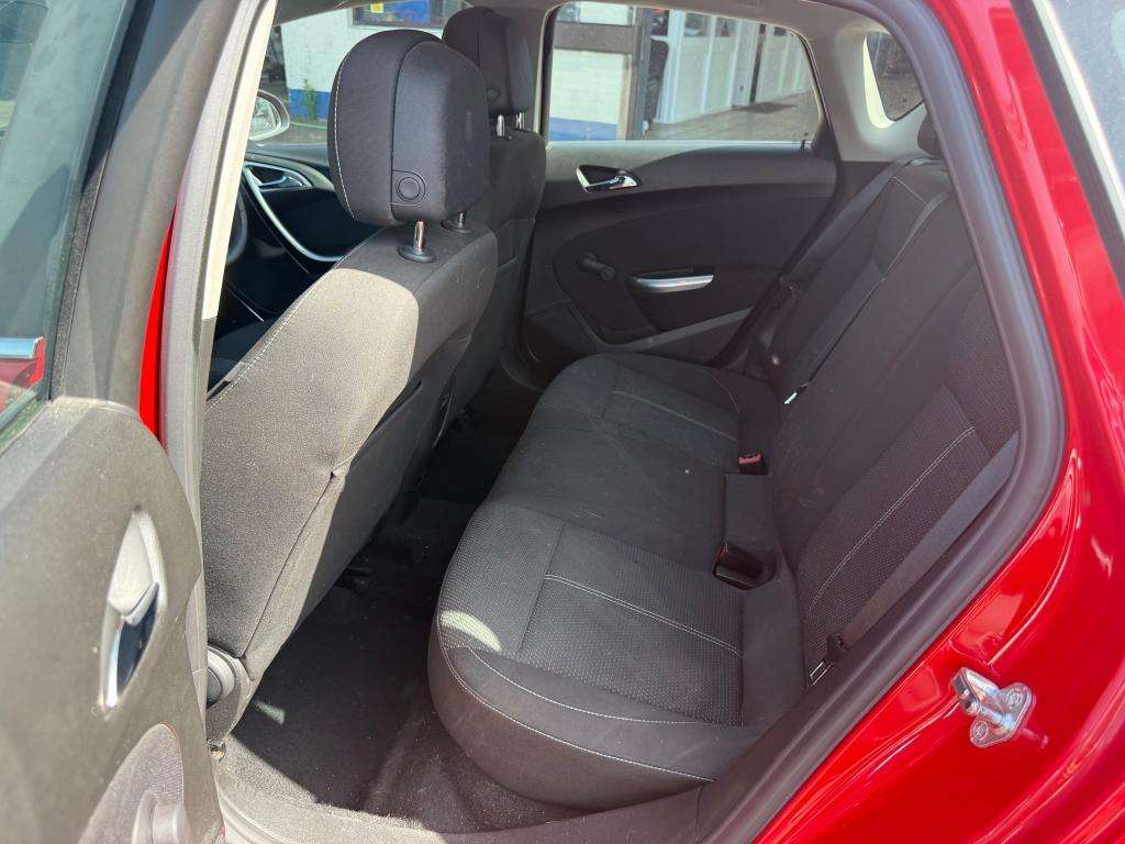 2011 VAUXHALL ASTRA 2011 VAUXHALL ASTRA