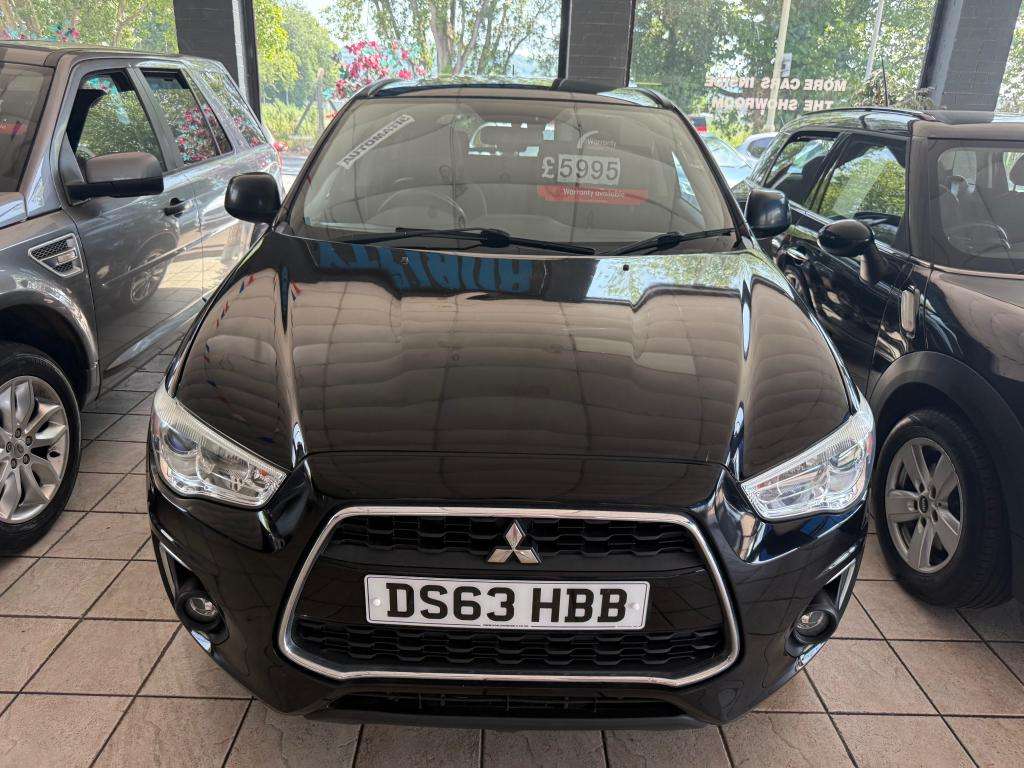 A 2013 MITSUBISHI ASX DI-D 4 A 2013 MITSUBISHI ASX DI-D 4