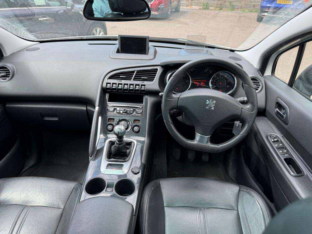 2013 PEUGEOT 3008 2013 PEUGEOT 3008