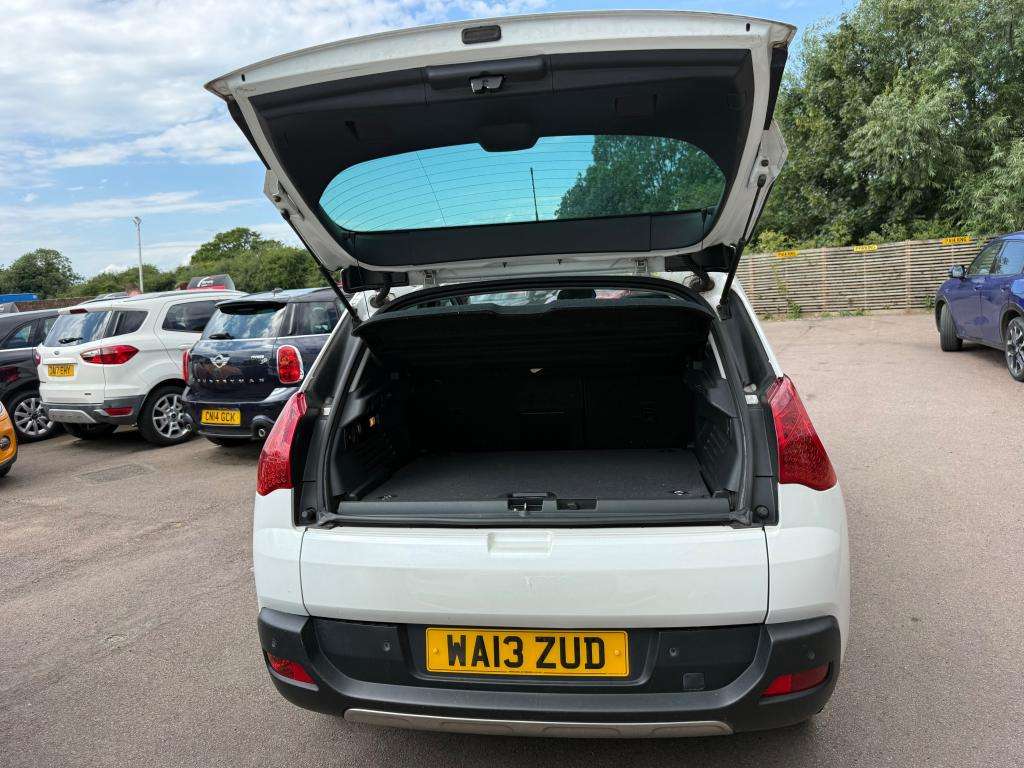 2013 PEUGEOT 3008 2013 PEUGEOT 3008