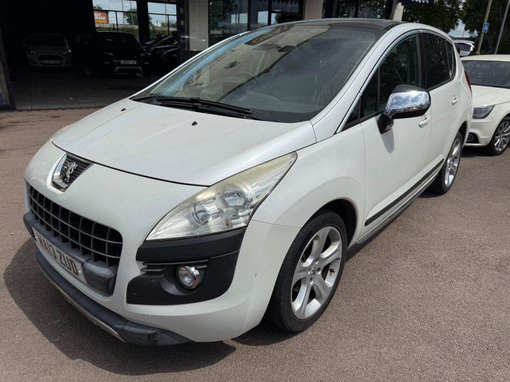 A 2013 PEUGEOT 3008 Allure Hdi A 2013 PEUGEOT 3008 Allure Hdi