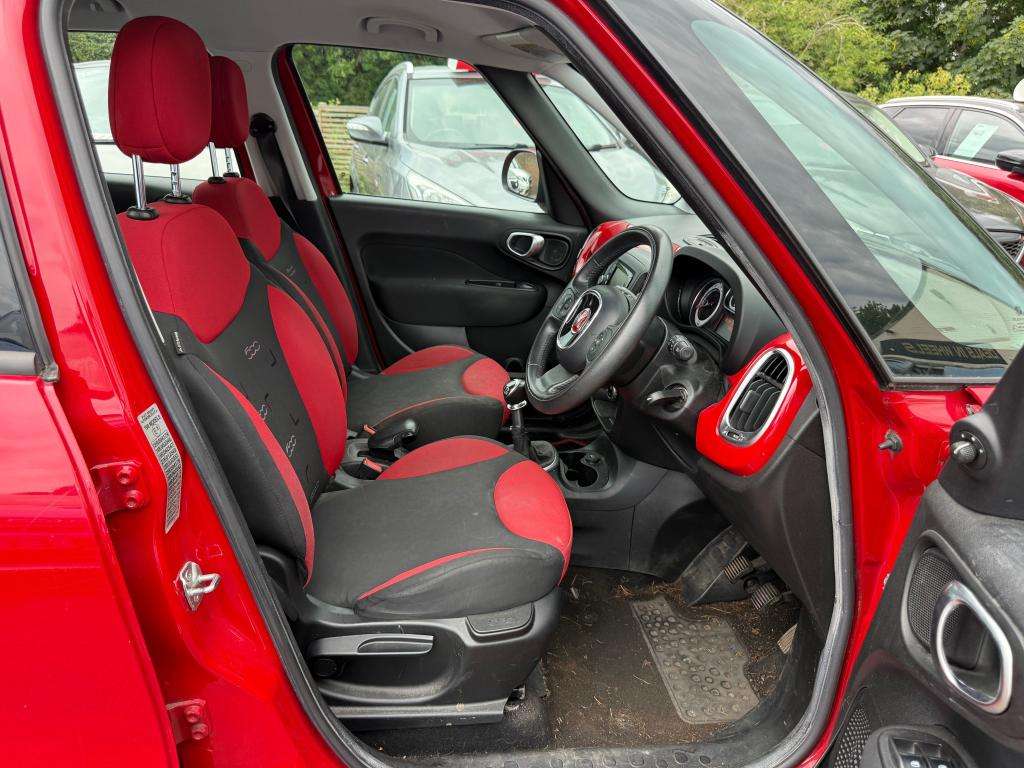 2013 FIAT 500L 2013 FIAT 500L