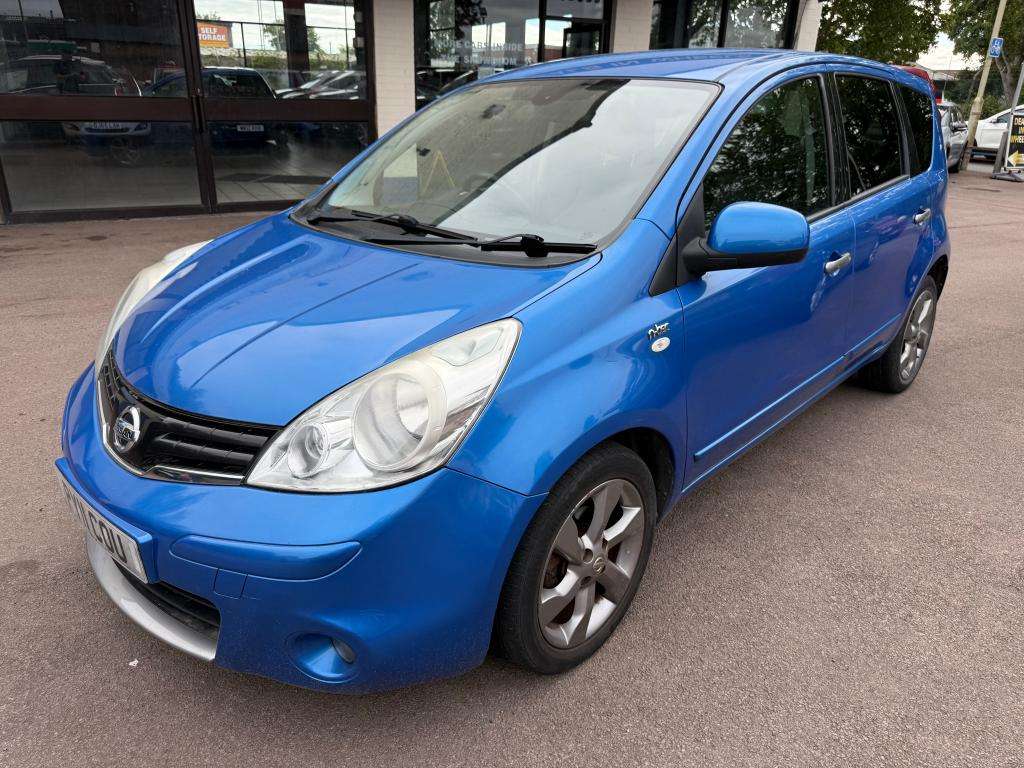 A 2011 NISSAN NOTE N-tec A 2011 NISSAN NOTE N-tec