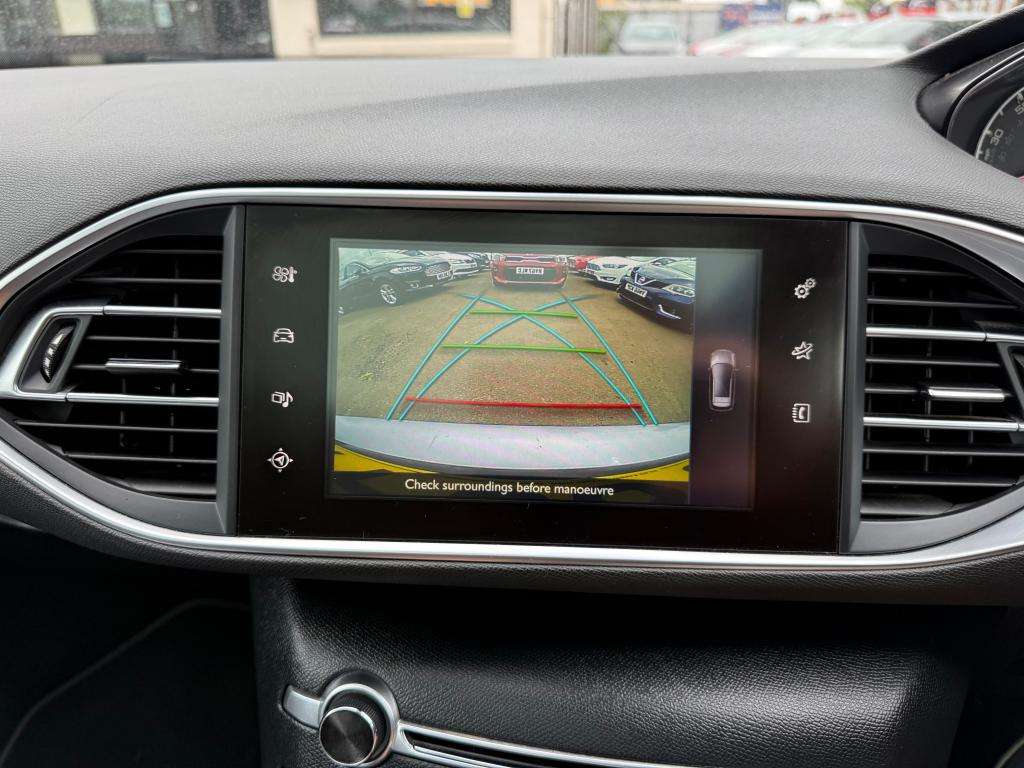 2016 PEUGEOT 308 2016 PEUGEOT 308
