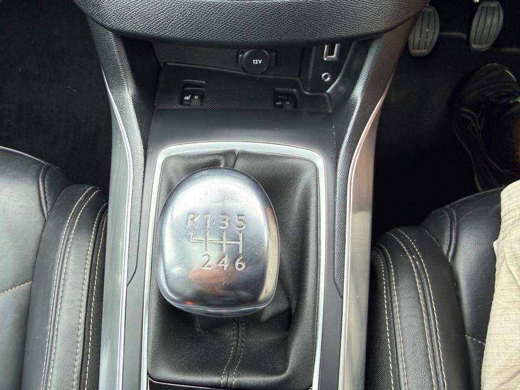 2016 PEUGEOT 308 2016 PEUGEOT 308