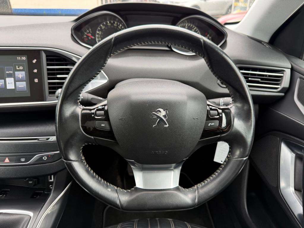 2016 PEUGEOT 308 2016 PEUGEOT 308