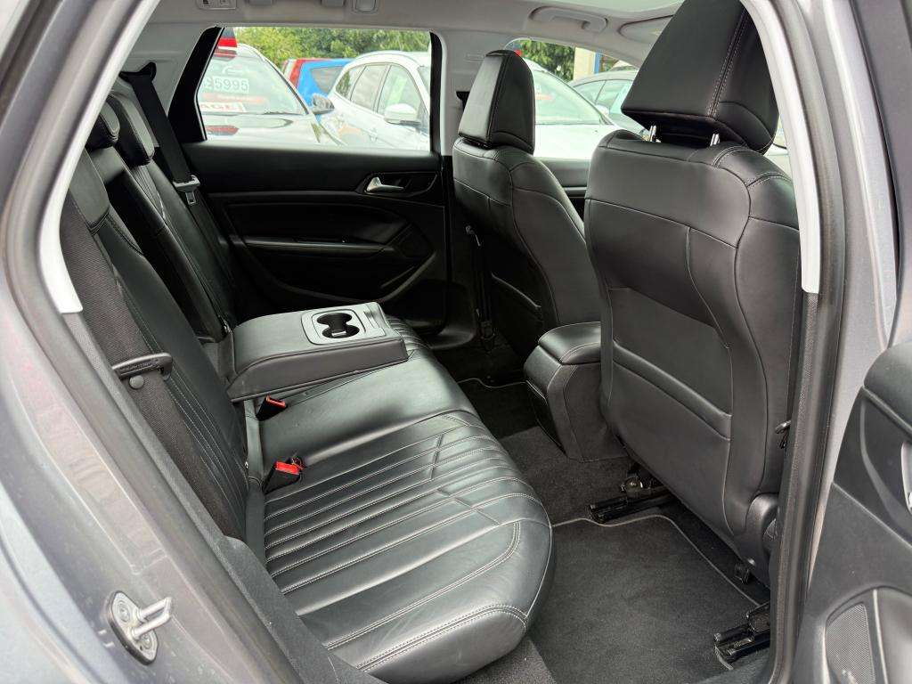 2016 PEUGEOT 308 2016 PEUGEOT 308