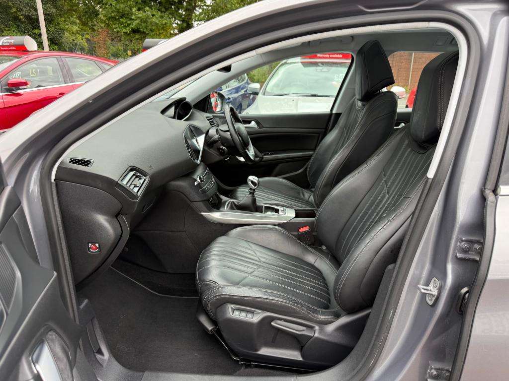 2016 PEUGEOT 308 2016 PEUGEOT 308