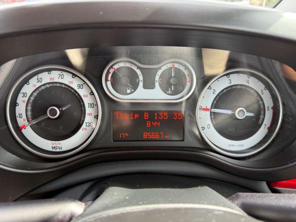 2013 FIAT 500L 2013 FIAT 500L