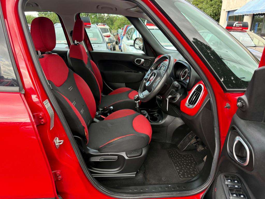 2013 FIAT 500L 2013 FIAT 500L