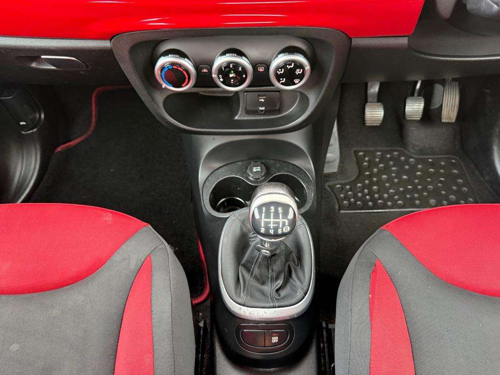 2013 FIAT 500L 2013 FIAT 500L